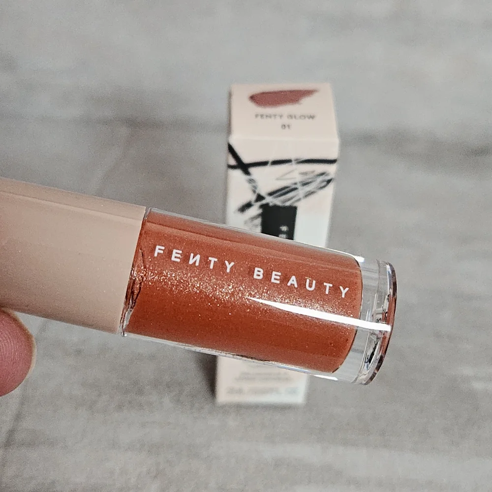 Fenty Beauty Gloss Bomb Fenty Glow 01 Mini NEW